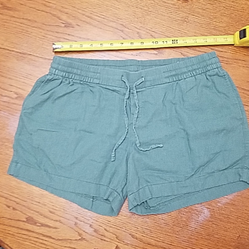 Old Navy Linen blend shorts